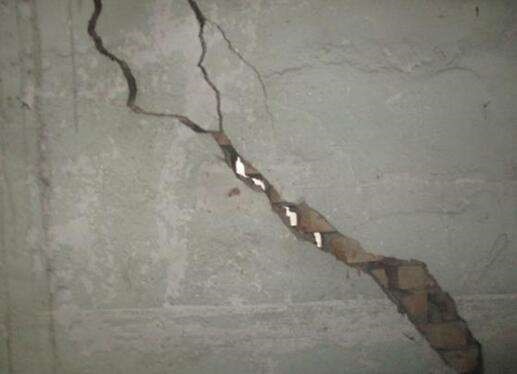 房屋出現(xiàn)裂縫是否需要進(jìn)行安全檢測(cè)？